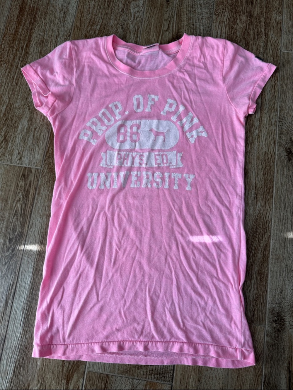PINK Victoria's Secret Light Pink Short Sleeve Graphic Tee